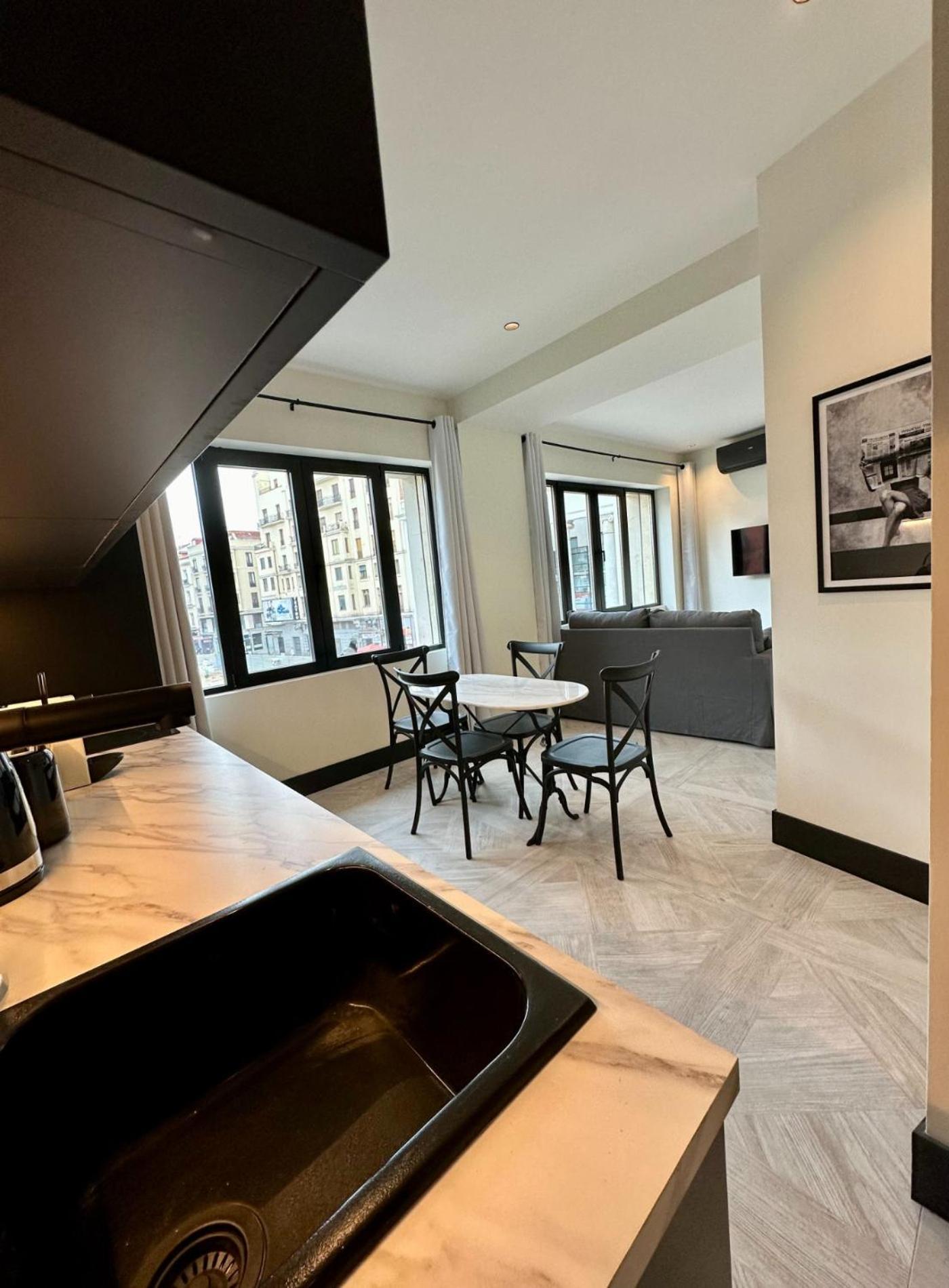 Chic Apt Para 4Pax En Plaza Del Carmen-Gran Via E2 Madrid Exterior foto